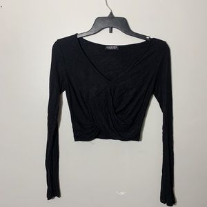 Long sleeve black crop
